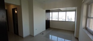 Room in 4 BHK Apartment at Avinash House, Khar West – for Rent
