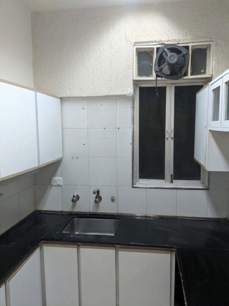 Kitchen, khar west 2 Bedroom 700 Sq.Ft. Apartment In Khar West Mumbai 10724149