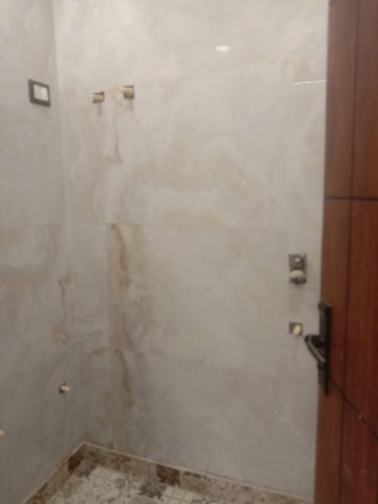 Room, mohan garden 2 Bedroom 450 Sq.Ft. Builder Floor In Mohan Garden Delhi 10724154