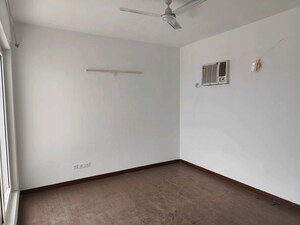 2 BHK Builder Floor For Rent in Sector 21