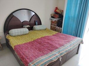 Bedroom in 2 BHK Builder Floor at Sector 21 – for Rent