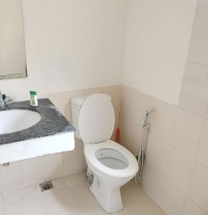 Bathroom in 2 BHK Builder Floor at Sector 21 – for Rent