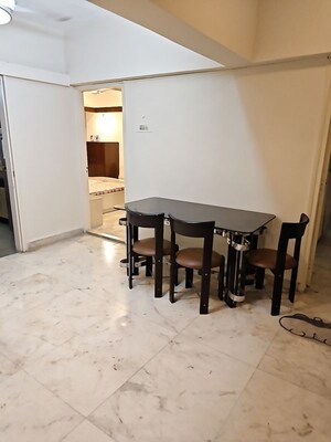  2 BHK Apartment at Juhu – for Rent
