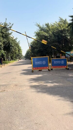  Plot – Exterior View View at Sector 34 - for Sale