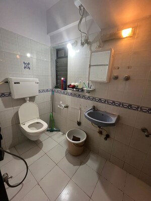 Team Area in 1 BHK Apartment at Shree Vallabh Tower, Malad West – for Rent