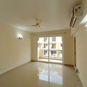 Room in 4 BHK Apartment at Emaar MGF Emerald Hills, Sector 65 – for Rent