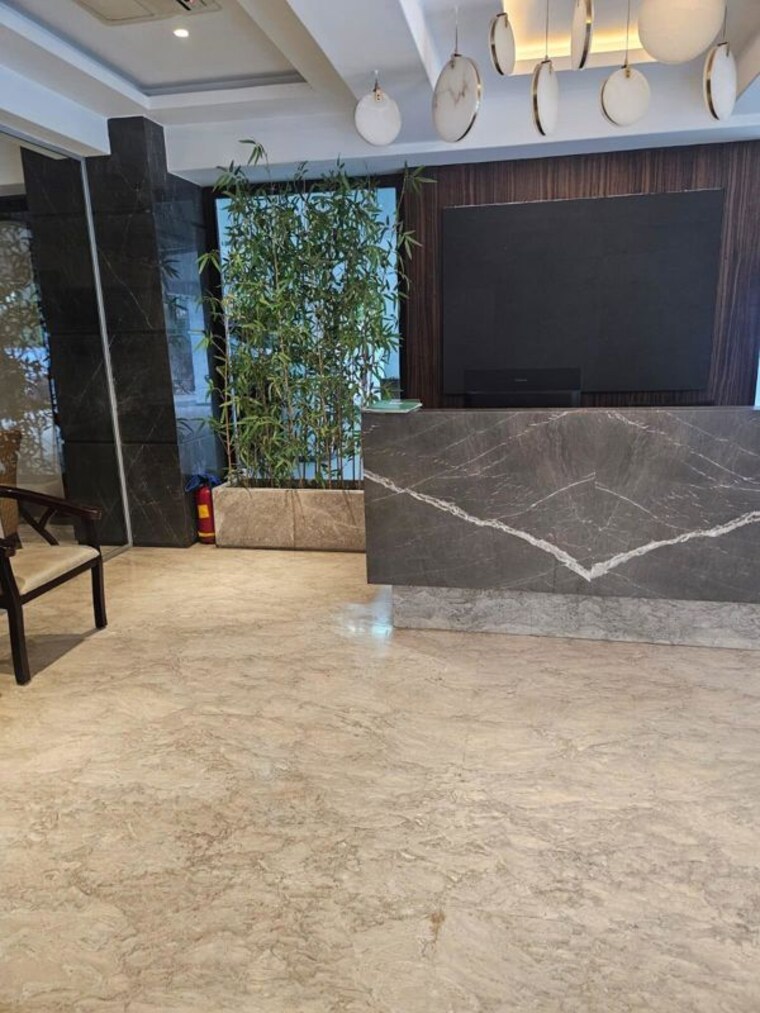  Parking, vaibhav-chambers Commercial Office Space 3780 Sq.Ft. In Bandra East Mumbai 10724258