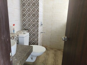 Bathroom in 3 BHK Builder Floor at Sector 21 – for Rent