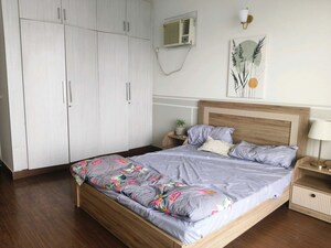 Bedroom in 3 BHK Builder Floor at Sector 21 – for Rent