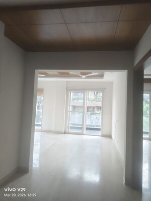 5 BHK Apartment For Rent in Pioneer Park Presidia, Sector 62