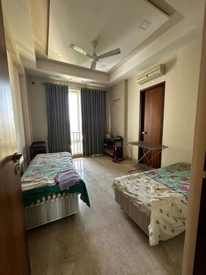 Bedroom in 3 BHK Apartment at HS Landmark, Mulund West – for Sale