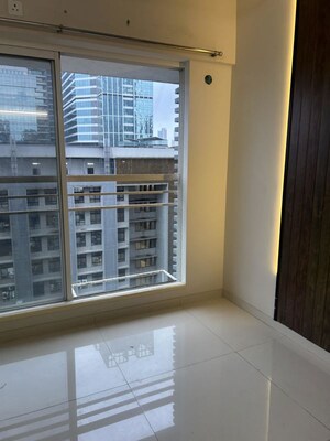 Room in 2 BHK Apartment at Sugee Atharva, Prabhadevi – for Sale