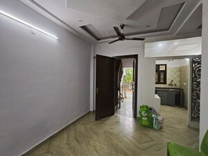 Room in 2 BHK Builder Floor at Rohini – for Rent