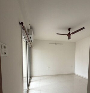 Furnished Amenities in 3 BHK Apartment at Godrej Emerald, Ghodbunder Road – for Rent