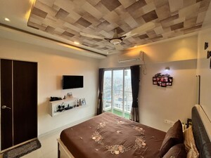 Team Area in 1 BHK Apartment at Lodha Splendora, Ghodbunder Road – for Sale