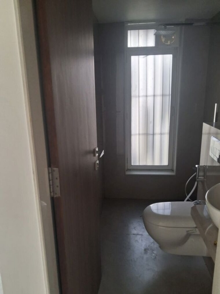 Bathroom, alliance-abhimanyu 2 Bedroom 710 Sq.Ft. Apartment In Malad West Mumbai 10724394