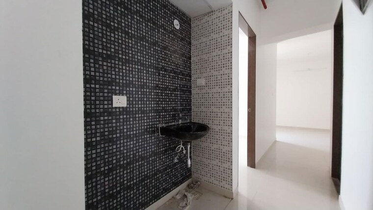 Bathroom, arihant-clan-aalishan 3 Bedroom 825 Sq.Ft. Apartment In Kharghar Navi Mumbai 10724426