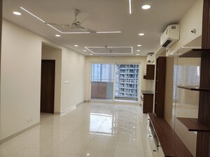 Room in 3 BHK Apartment at Prestige Beverly Hills, Kokapet – for Rent