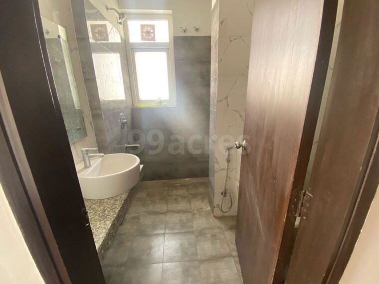 Bathroom, sector 22 3 Bedroom 1500 Sq.Ft. Builder Floor In Sector 22 Gurgaon 10724460