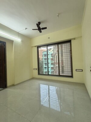 Room in 2 BHK Apartment at Elite Ashwini Elite, Chembur – for Rent
