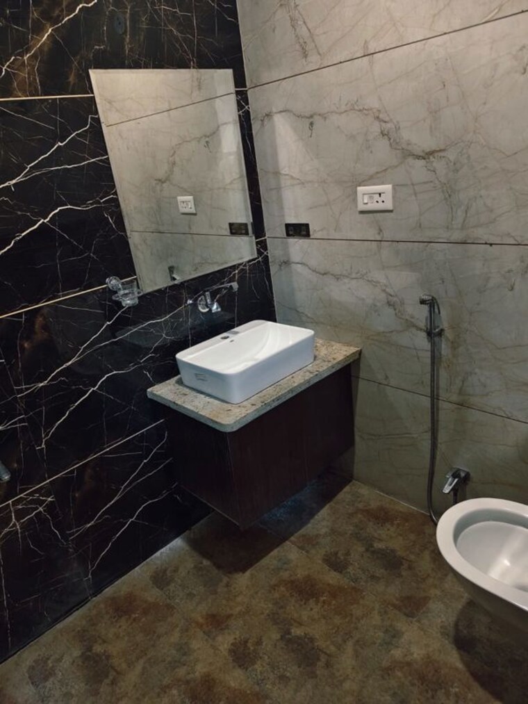 Bathroom, super corridor 2 Bedroom 1000 Sq.Ft. Builder Floor In Super Corridor Indore 10724476