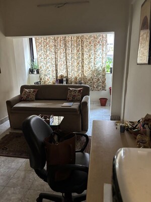 1 BHK Apartment For Sale in Apna Ghar CHS Colaba, Colaba