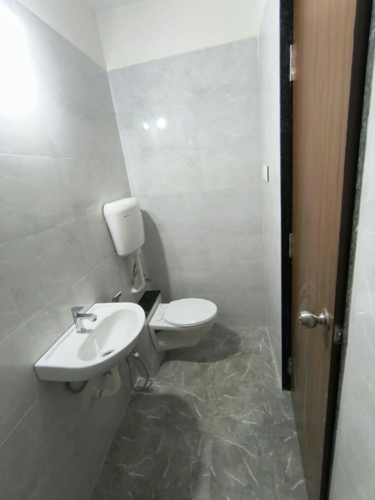 Bathroom, hiranandani-estate 2 Bedroom 1091 Sq.Ft. Apartment In Ghodbunder Road Thane 10724507