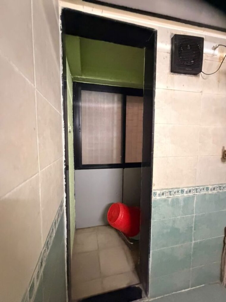Bathroom, mayfair-sonata-greens 2 Bedroom 703 Sq.Ft. Apartment In Vikhroli West Mumbai 10724505