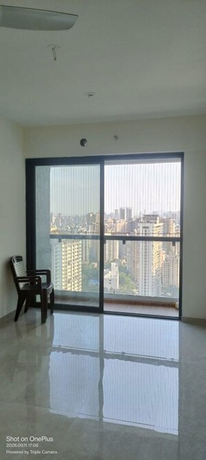 Room in 2 BHK Apartment at Tata Serein, Pokhran Road No Two – for Rent