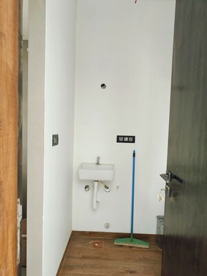 Bathroom in 4 BHK Apartment at Skywards Riviera Valentina, Baner – for Rent