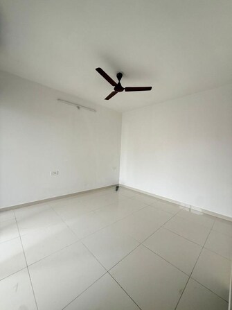 2 BHK +Apartment For Rent in Puraniks Kanchanpushp Complex in Kavesar, Thane