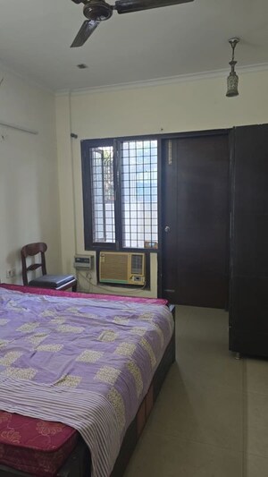 Bedroom in 3 BHK Builder Floor at Sushant Lok I – for Rent