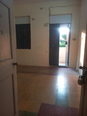 1 BHK Apartment For Rent in Dadar West
