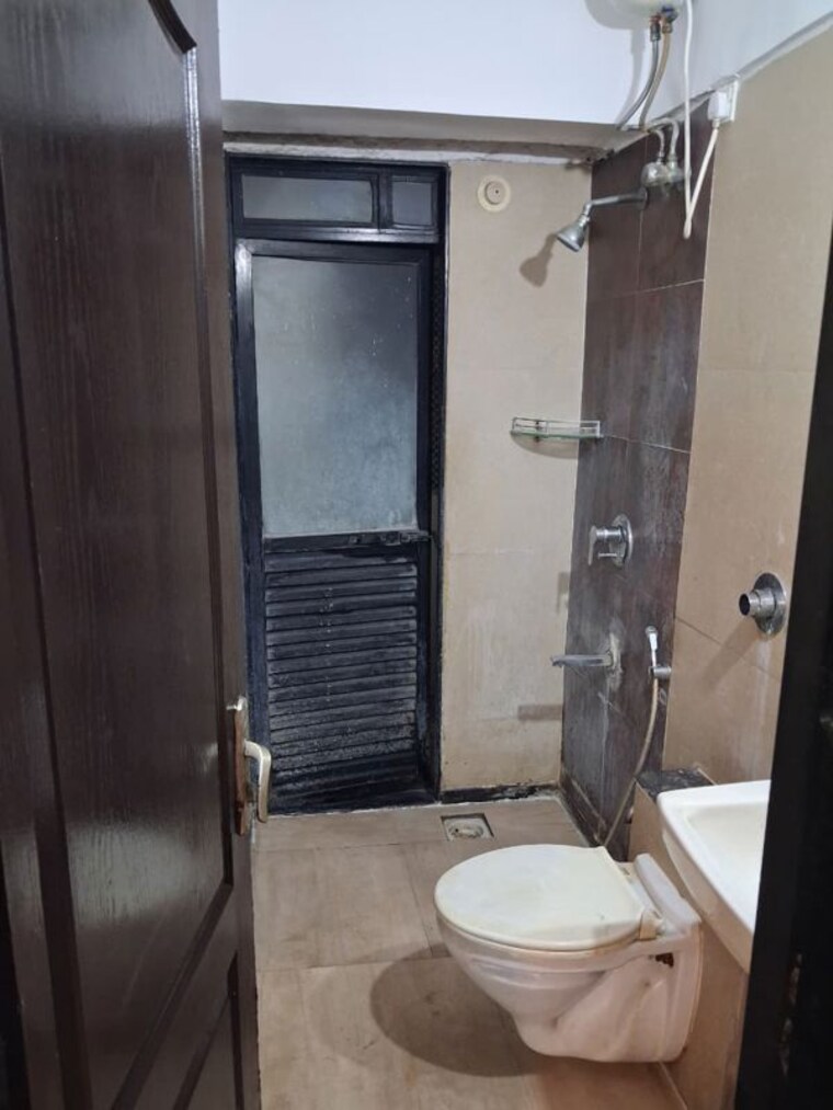Bathroom, anand-heights 2 Bedroom 800 Sq.Ft. Apartment In Wadala Mumbai 10724587
