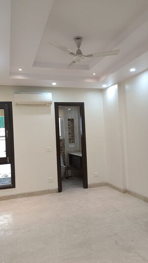 Building Lobby in 3 BHK Builder Floor at New Rajinder Nagar – for Rent