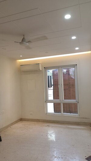 3 BHK Builder Floor For Rent in New Rajinder Nagar