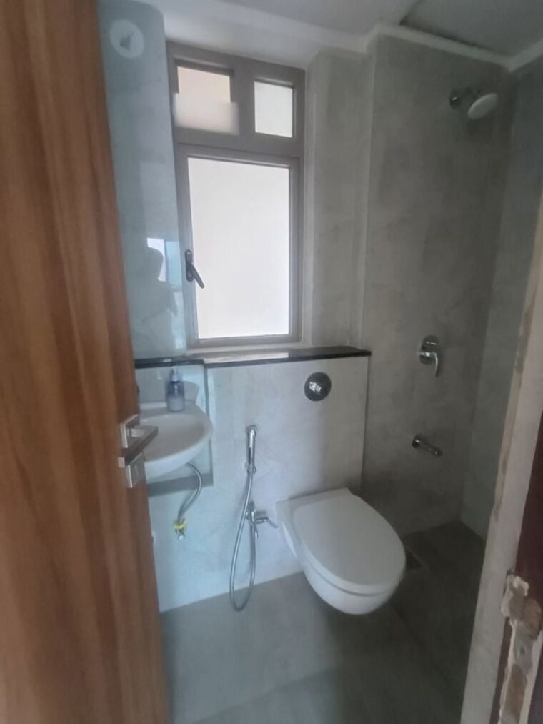 Bathroom, sheth-irene 1 Bedroom 435 Sq.Ft. Apartment In Malad West Mumbai 10724626
