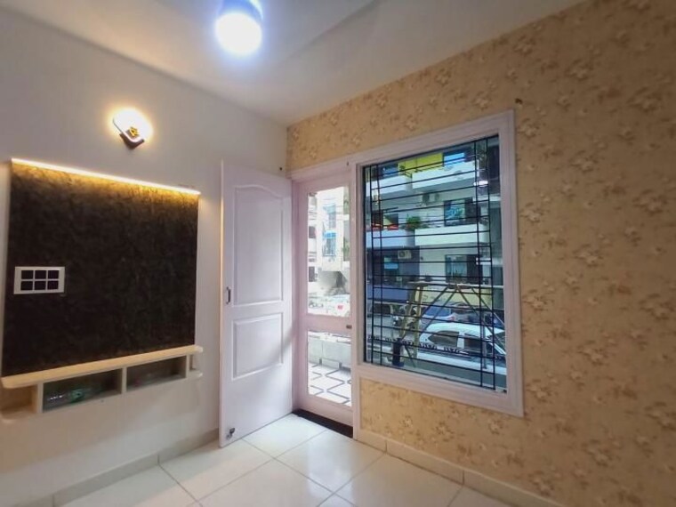 Living Room, sushma-capital 3 Bedroom 122 Sq.Yd. Builder Floor In Kishanpura Zirakpur 10724635