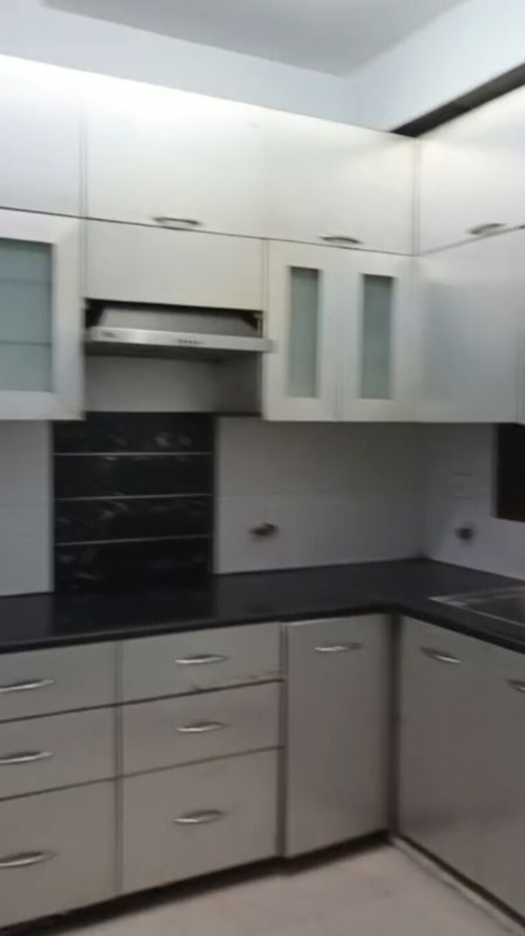 Kitchen, srs-royal-hills 2.5 Bedroom 1133 Sq.Ft. Apartment In Sector 87 Faridabad 10724632