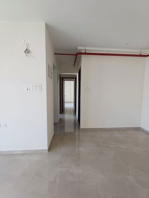 Room in 2 BHK Apartment at Sheth Irene, Malad West – for Rent