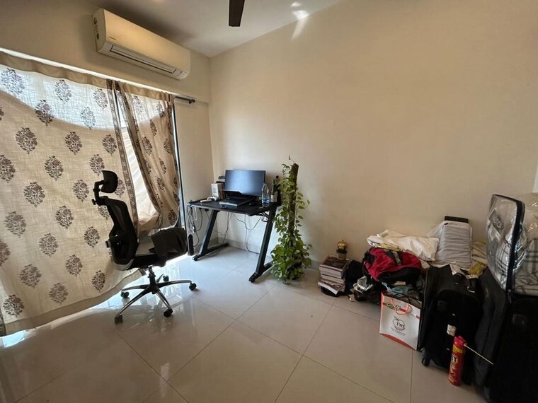 Living Room, hubtown-hill-crest 2.5 Bedroom 900 Sq.Ft. Apartment In Andheri East Mumbai 10724657
