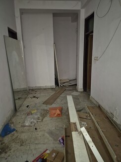 Retail Shop For Rent in Mayur Vihar