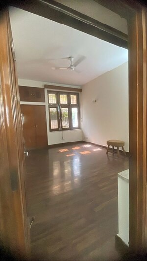 Room in 3 BHK Independent House at Gulmohar Park – for Rent