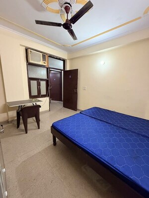 1 RK Builder Floor For Rent in Saket