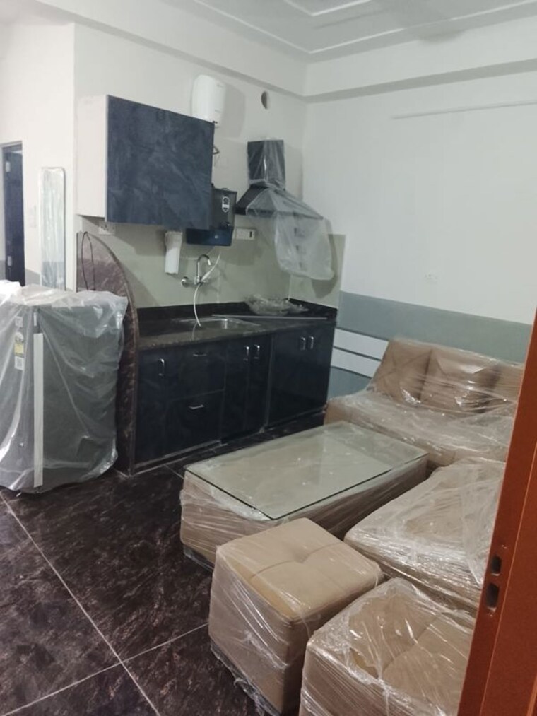 Kitchen, spj-vedatam 1 Bedroom 650 Sq.Ft. Builder Floor In Sector 14 Gurgaon 10724680