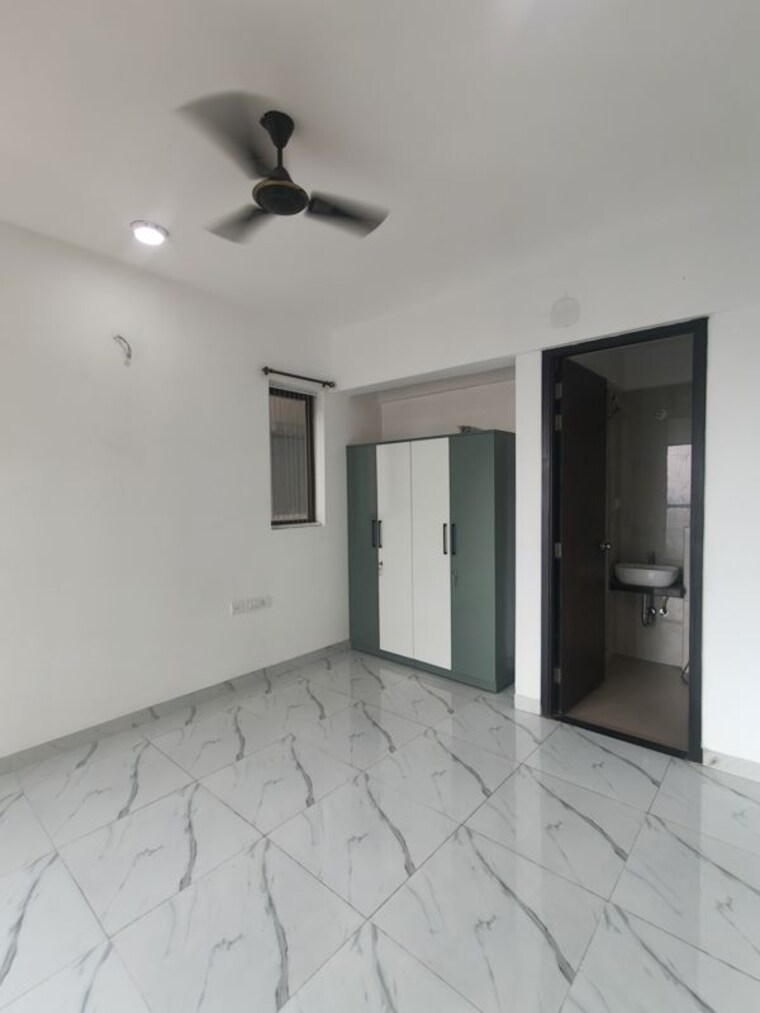 Cover Image, raymond-ten-x-habitat 2 Bedroom 635 Sq.Ft. Apartment In Pokhran Road No Two Thane 10724686
