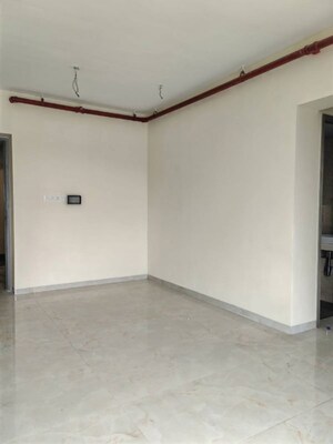 Room in 1 BHK Apartment at IM Applaud 38, Goregaon East – for Rent