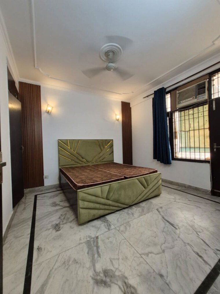 Bedroom, freedom fighters enclave 3 Bedroom 500 Sq.Ft. Apartment In Freedom Fighters Enclave Delhi 10724707