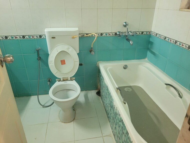 Attached Bathroom, rohan-garima-phase-ii 3 Bedroom 1600 Sq.Ft. Apartment In Model Colony Pune 10724711