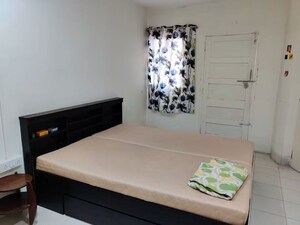 Furnished Amenities in 3 BHK Apartment at Tridhaatu Vihaan, Matunga East – for Rent